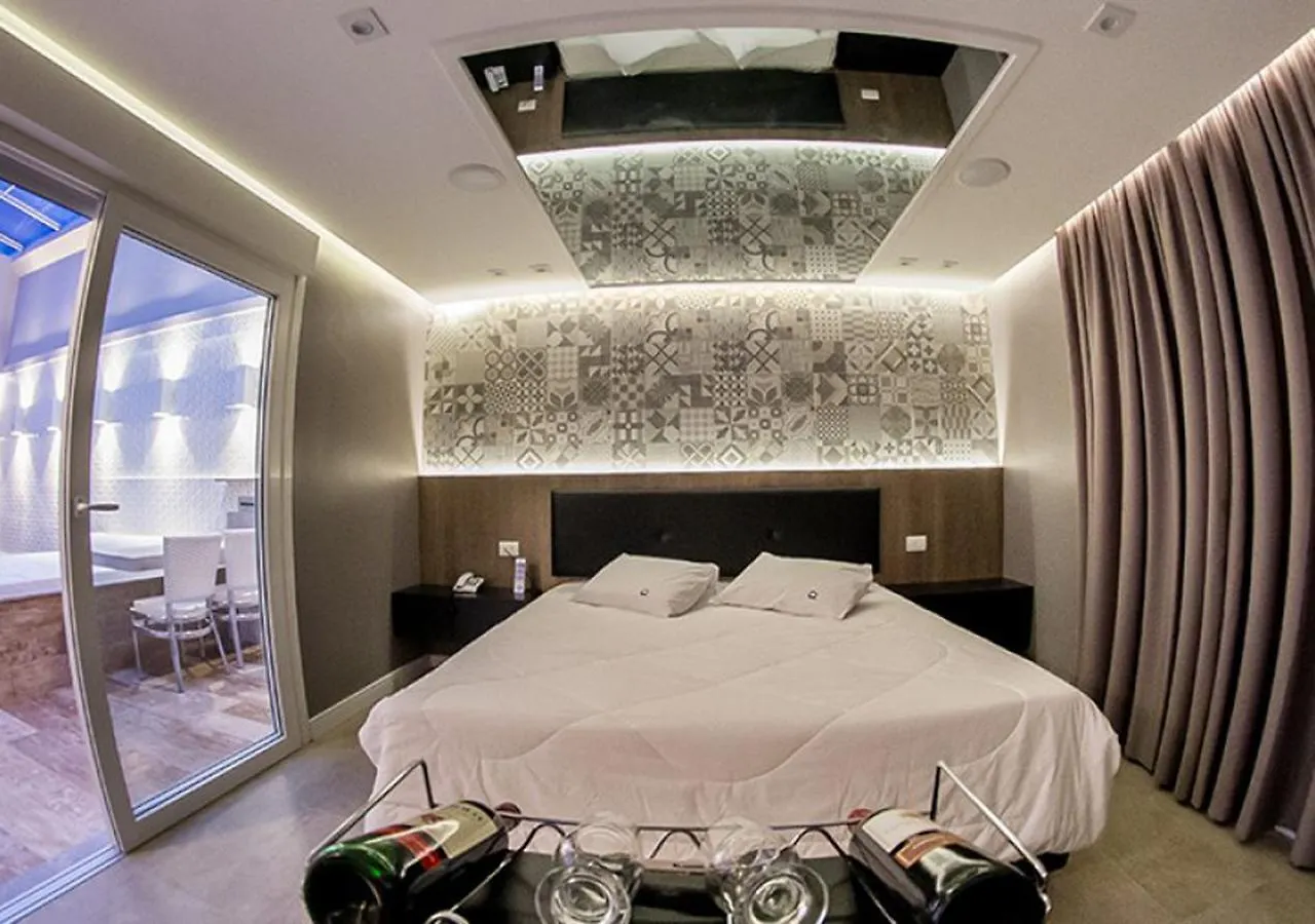 Motel Quo São Paulo 3*,